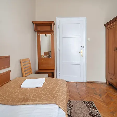 Dom Wczasowy Jasny Pałac-2